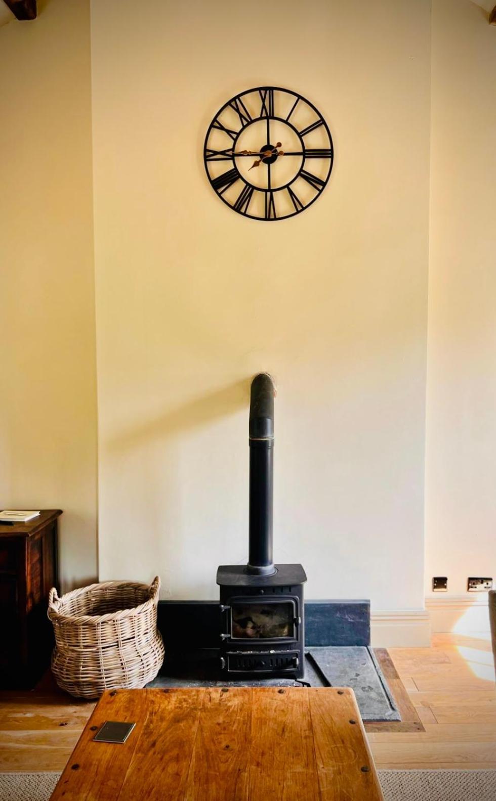 Apartment At Llanerchydol Hall Welshpool Exteriör bild